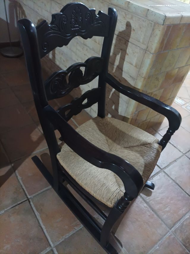 Mecedora vintage madera y yute