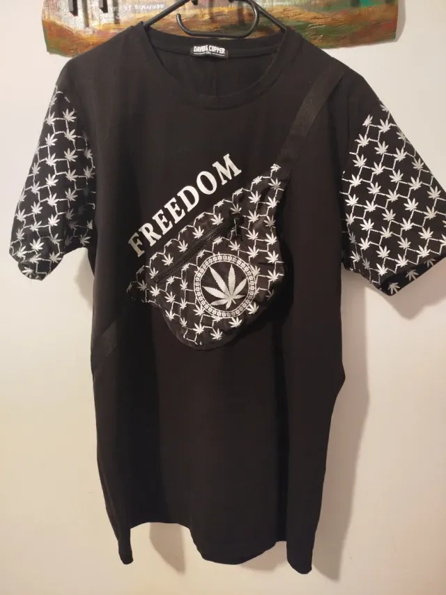 Camiseta Davide Copper Negra