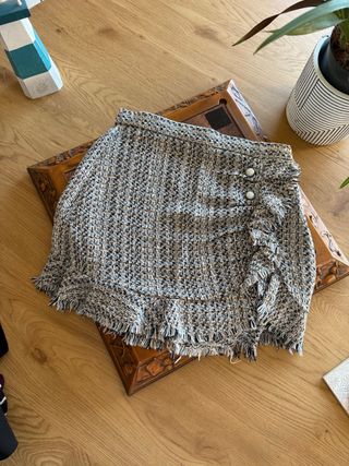 Falda Zara Tweed con Flecos