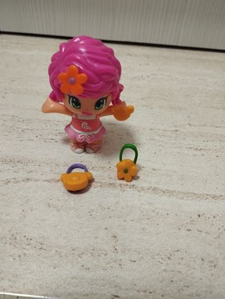 Muñeca PinyPon con accesorio