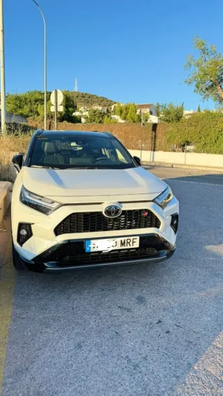 Toyota RAV4 2025