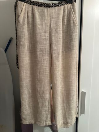 Pantalón beige hilo con goma cintura
