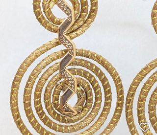 Conjunto collar y pendientes oro vegetal
