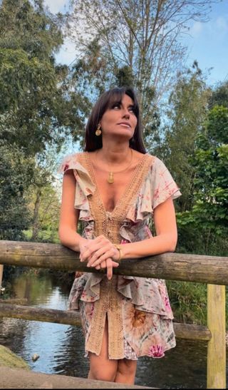 Conjunto collar y pendientes oro vegetal