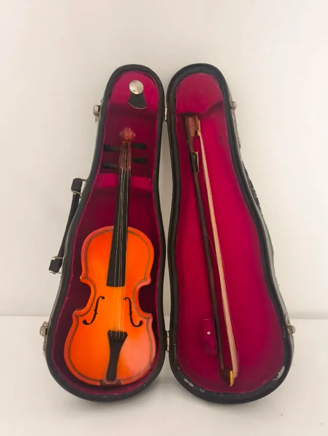 Miniatura Violín con Estuche