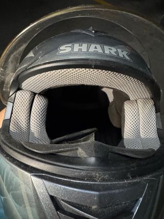 Casco de moto SHARK gris