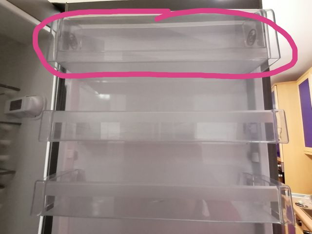 Bandeja tapa abatible puerta frigorífico Whirlpool