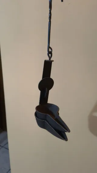 Candil de aceite antiguo