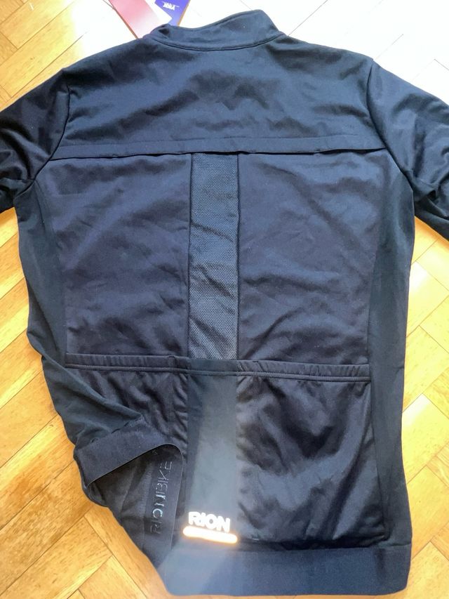 Chaqueta Ciclismo RION XL Térmica NUEVA.