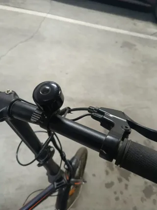 Bicicleta Eléctrica Plegable Negra