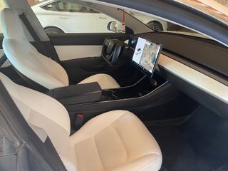 Tesla Model 3 AWD 2019 + Extras