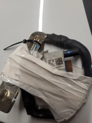 Borne negativo. Sensor volkswagen golf VII