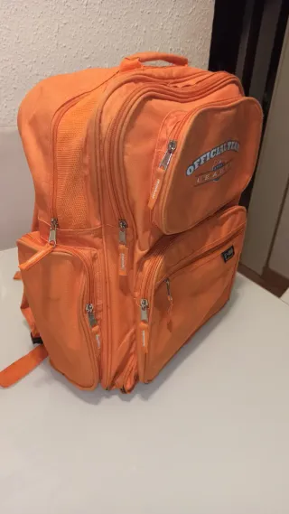 2 Mochilas  Naranja y granate 