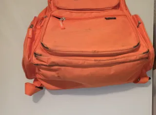 2 Mochilas  Naranja y granate 