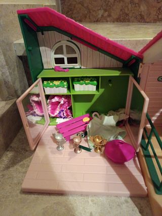 El club de los ponys barriguita