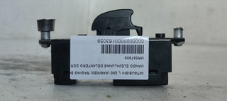 MANDO ELEVALUNAS DELANTERO DERECHO MITSUBISHI L 2
