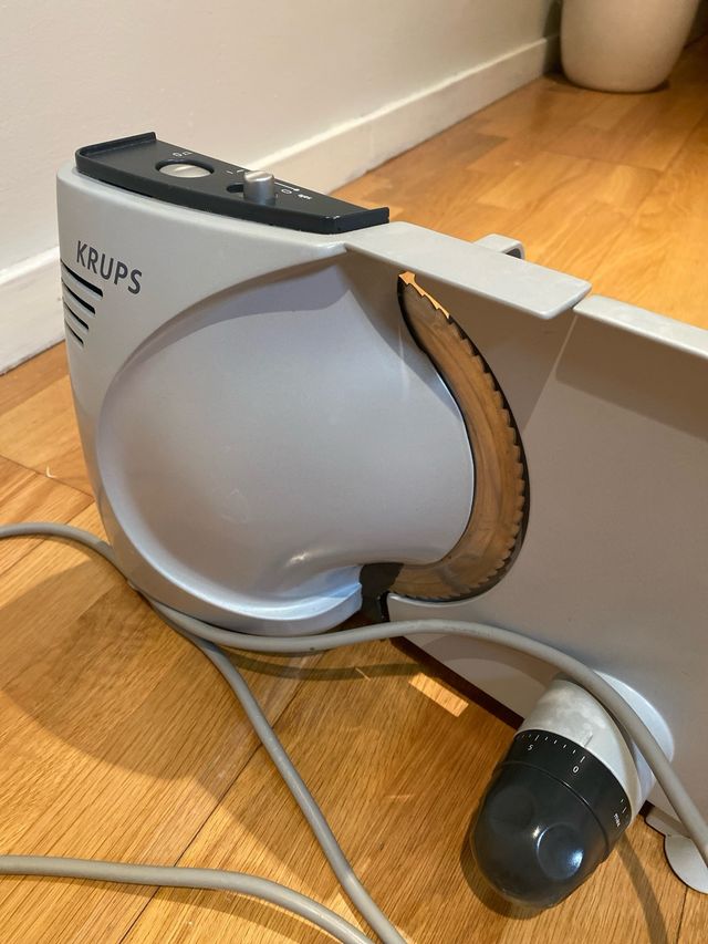 Cortador de embutidos eléctrico KRUPS