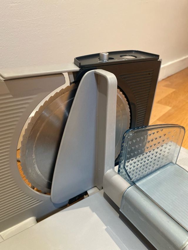 Cortador de embutidos eléctrico KRUPS