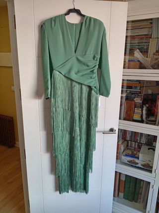 Vestido de fiesta flecos verde