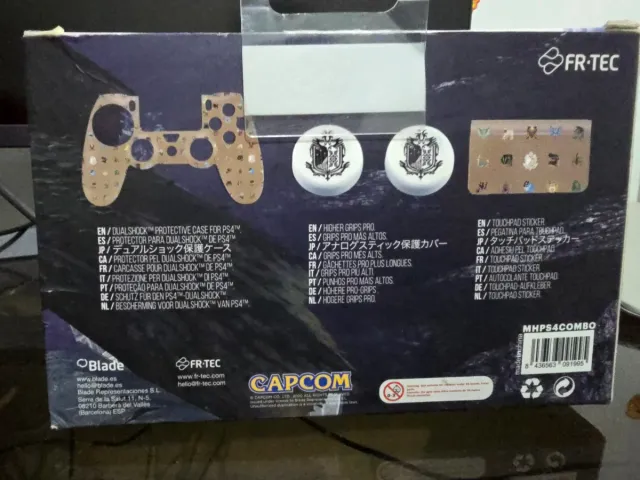 FR-TEC Mando PS4 Monster Hunter World Beige