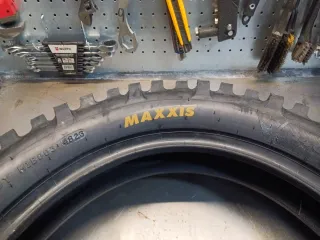 Rueda Maxxis Enduro 140/80-18