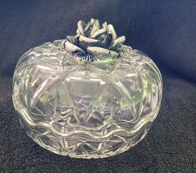 Portagioie RCR in cristallo con rosa