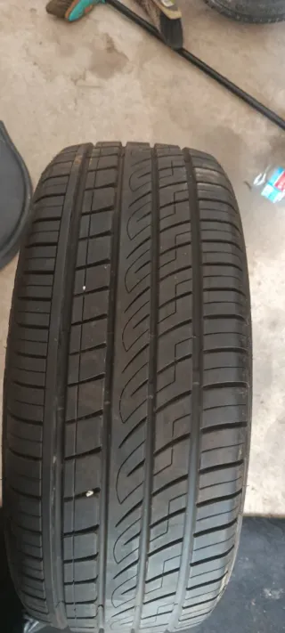 Neumáticos de coche