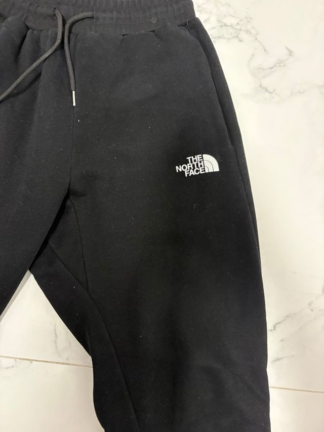 Pantaloni neri The North Face