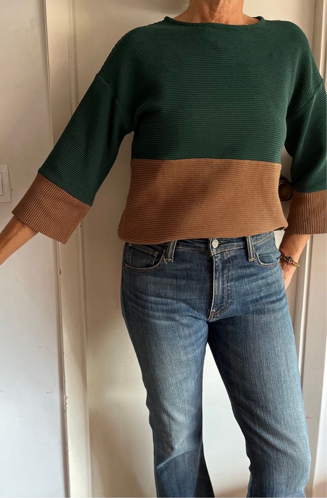 Camiseta Purificación García verde y marrón