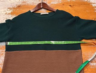 Camiseta Purificación García verde y marrón