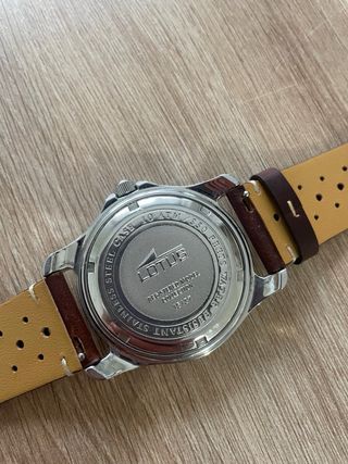 Reloj Lotus Cronógrafo Marrón y Plateado