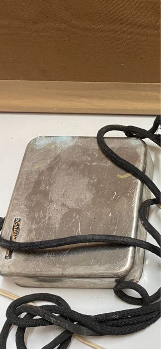 Teléfono antiguo Ericsson CE manivela baquelita