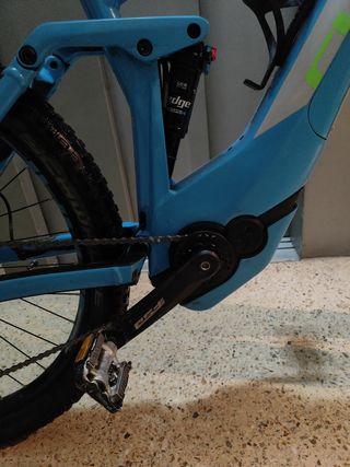 Bicicleta eléctrica Cube Stereo Hybrid 140