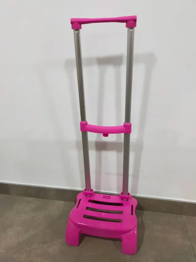 3 Carros para mochilas escolares