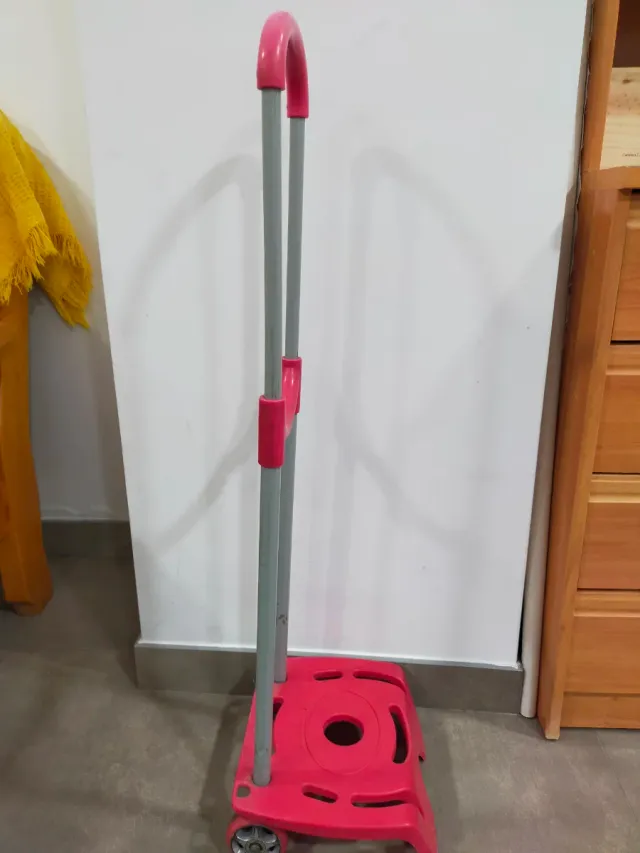 3 Carros para mochilas escolares