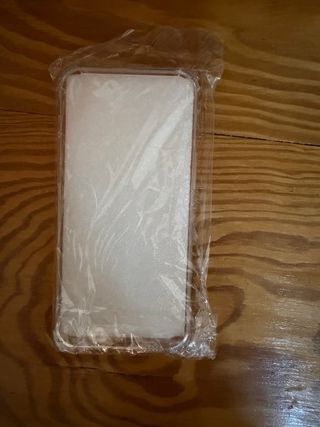 Funda iPhone 14 Pro Max sin abrir