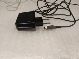 Cargador Nintendo Game Boy Advance SP