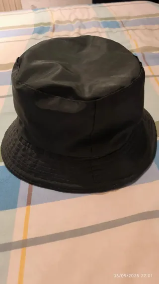 Gorro pescador impermeable forrado