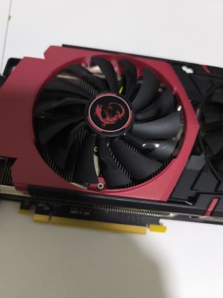 MSI R9 390 Gaming 8G  para reparar