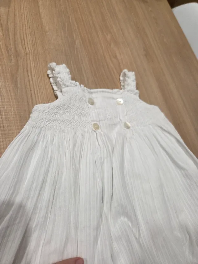 Vestido y braguita blanca bebé