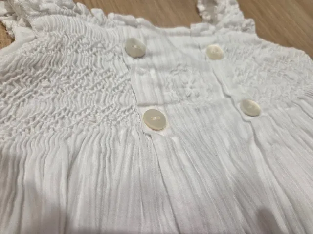 Vestido y braguita blanca bebé