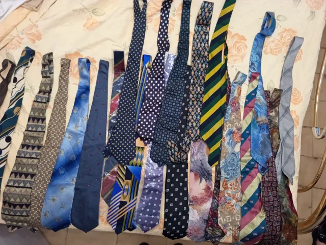 23 cravatte uomo