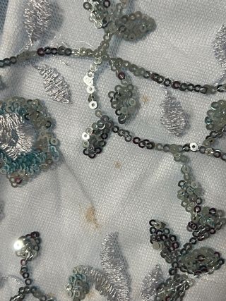 Vestido de tul azul con pedrería