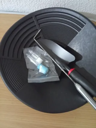 Detector de Metales GP-POINTER y bandeja para oro