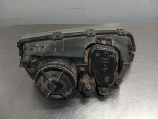 FARO IZQUIERDO VOLVO V70 FAMILIAR B5244T 14734300