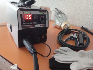 Máquina soldar hilo sin gas nueva a estrenar