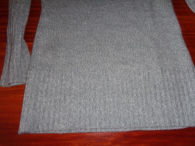 Jersey gris con botones