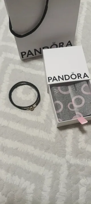 Pulsera Pandora Cuero Doble Negra y Plata