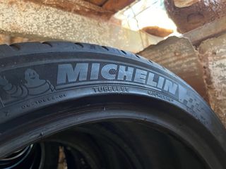 Neumáticos 255/40 ZR19 100Y
