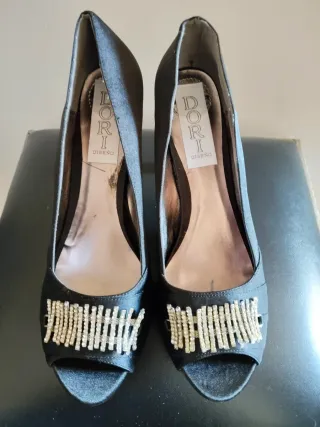 Sandalias Dori fiesta negras con pedrería